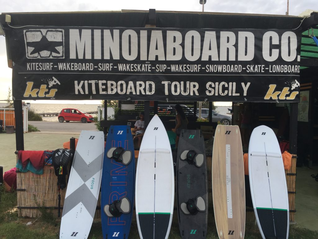 Attrezzatura kitesurf